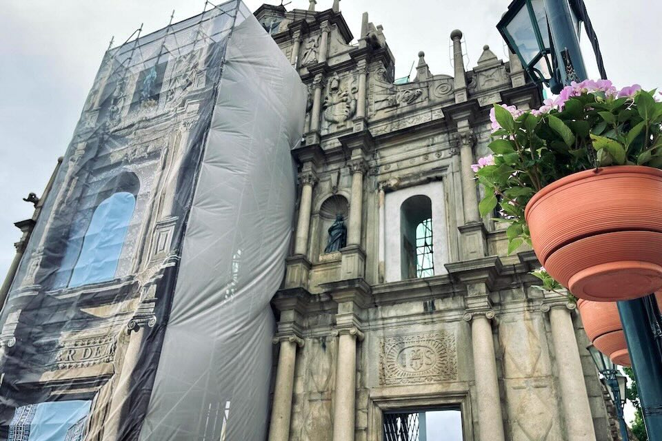 聖ポール天主堂跡のファサード(世界遺産)